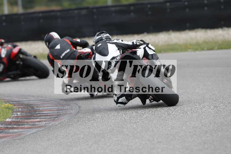 /Archiv-2025/34 25.07.2025 Speer Racing ADR/Gruppe gelb/backside